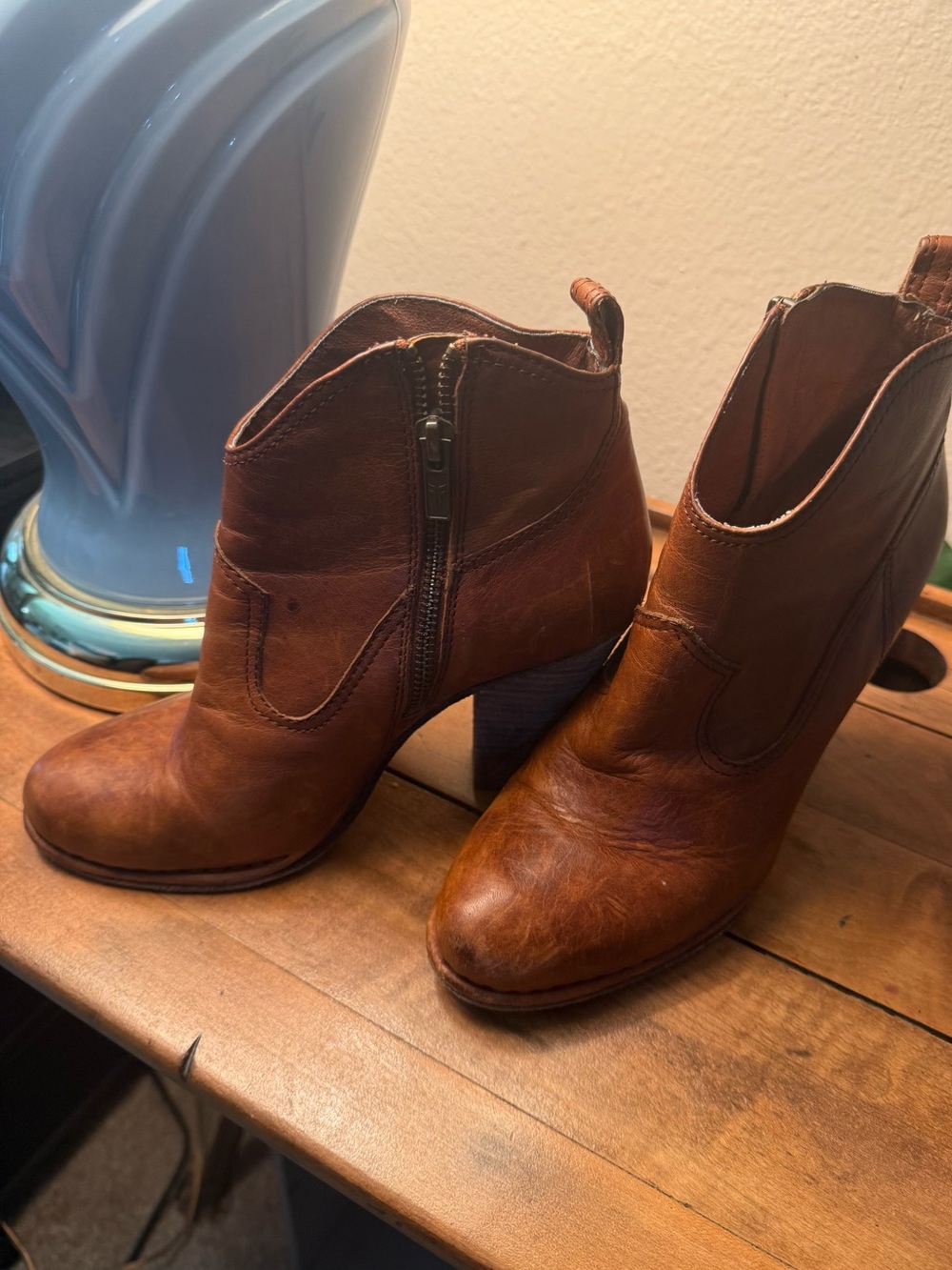 Frye Madeline Short Cognac Leather Ankle Boots - Women's Zip-Heel Booties